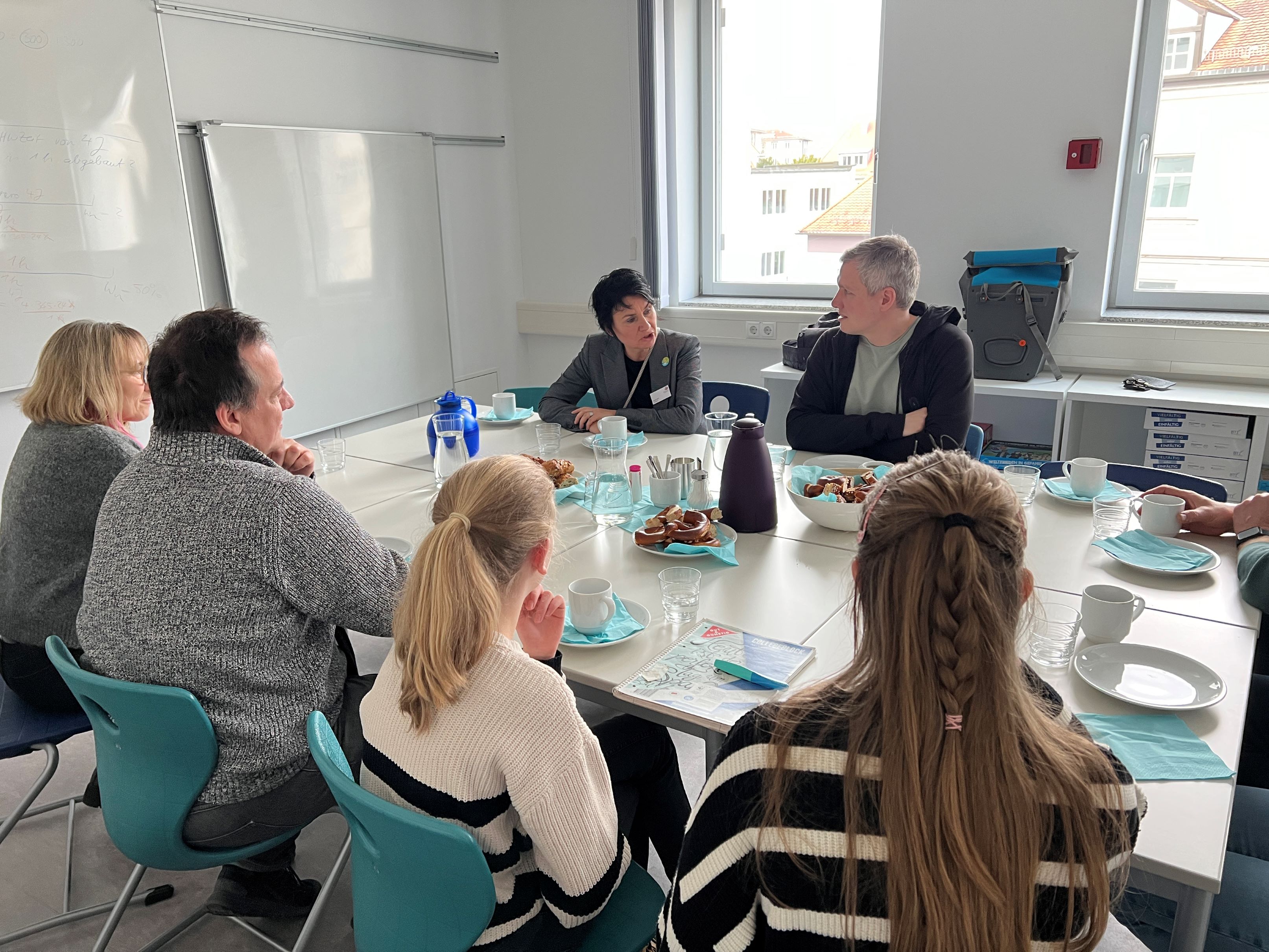 Christian Zwanziger, MdL, von Bündnis90/Die Grünen hat am 7. Februar 2025 im Rahmen des Tages der Freien Schulen eine Unterrichtsstunde geschenkt