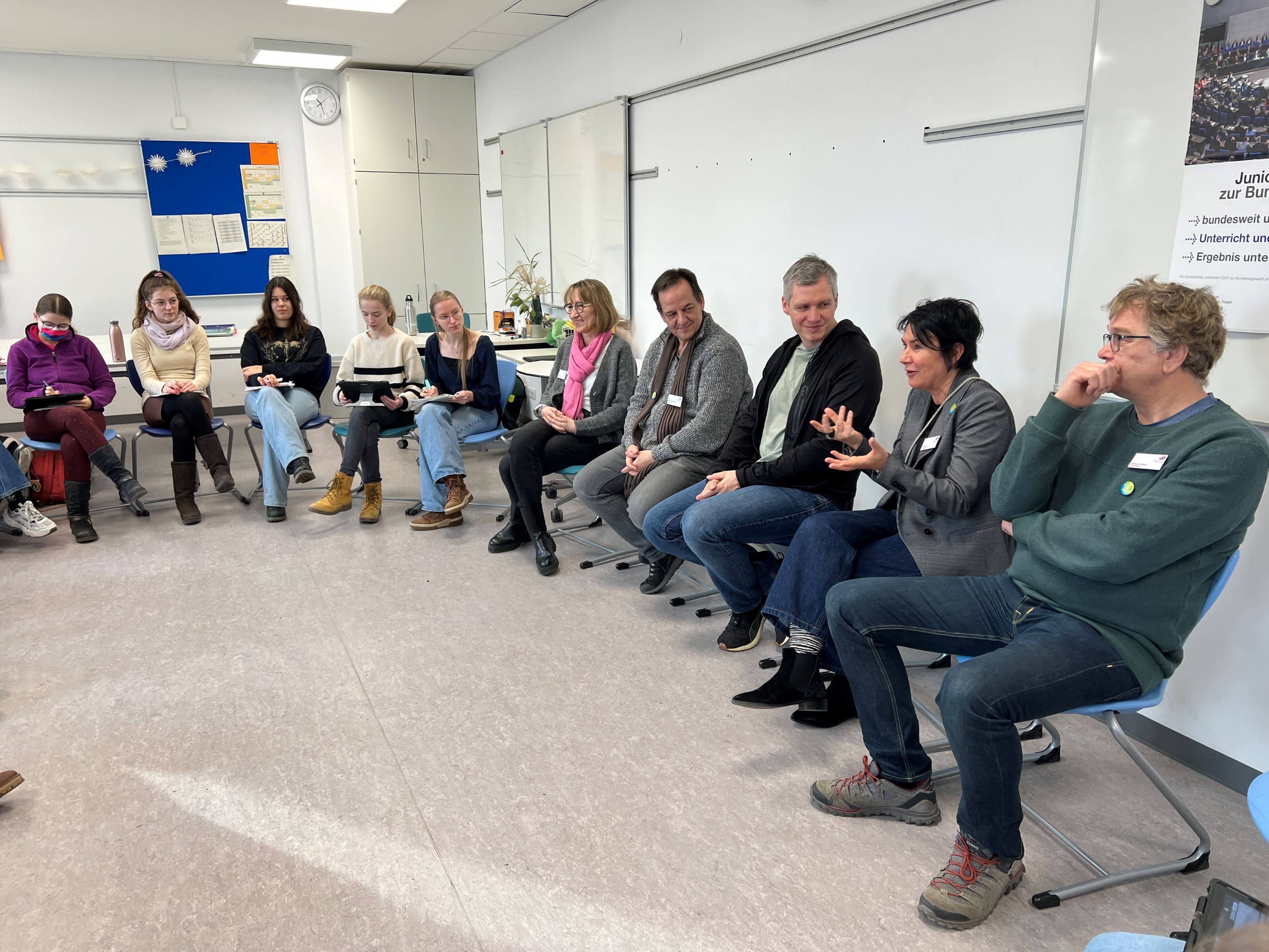 Christian Zwanziger, MdL, von Bündnis90/Die Grünen hat am 7. Februar 2025 im Rahmen des Tages der Freien Schulen eine Unterrichtsstunde geschenkt